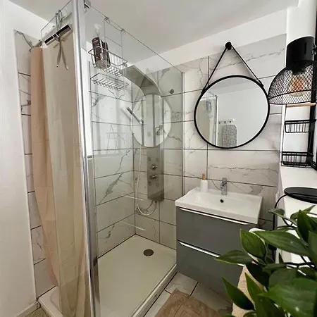 Apartman Clovis - Hypercentre Avec Balcon Et Parking Reims